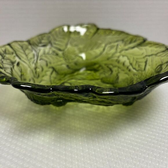 Indiana Glass Loganberry 606 Green Candy Bowl, Embossed Leaves and Berries - Picture 3 of 4